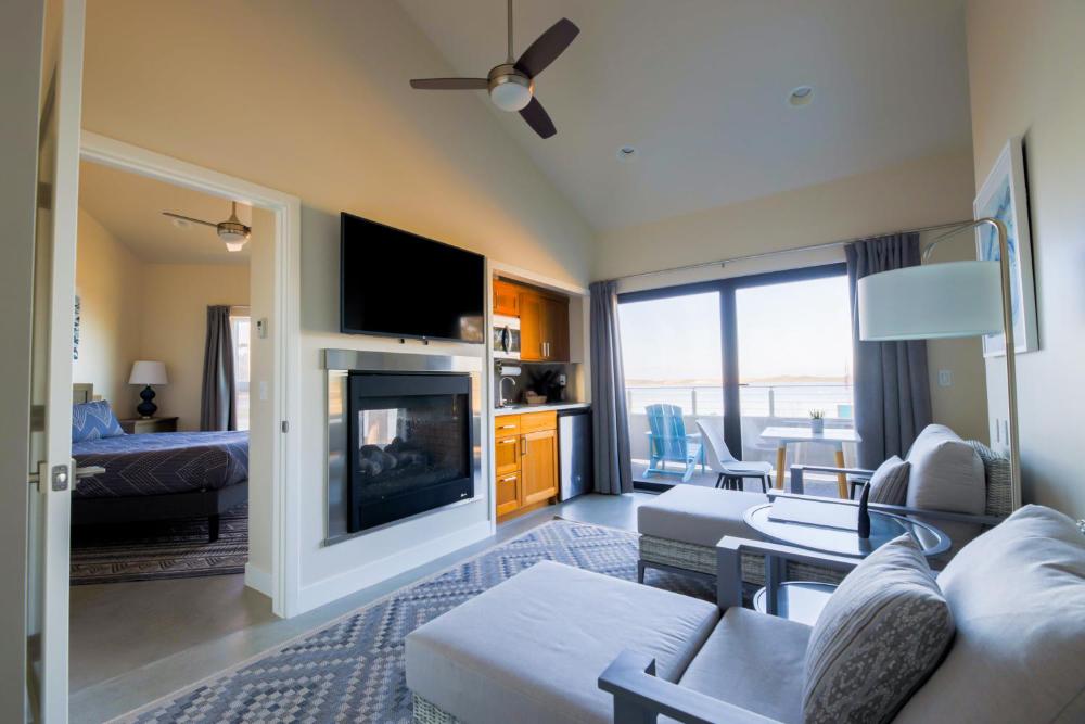 211 Cambria interior